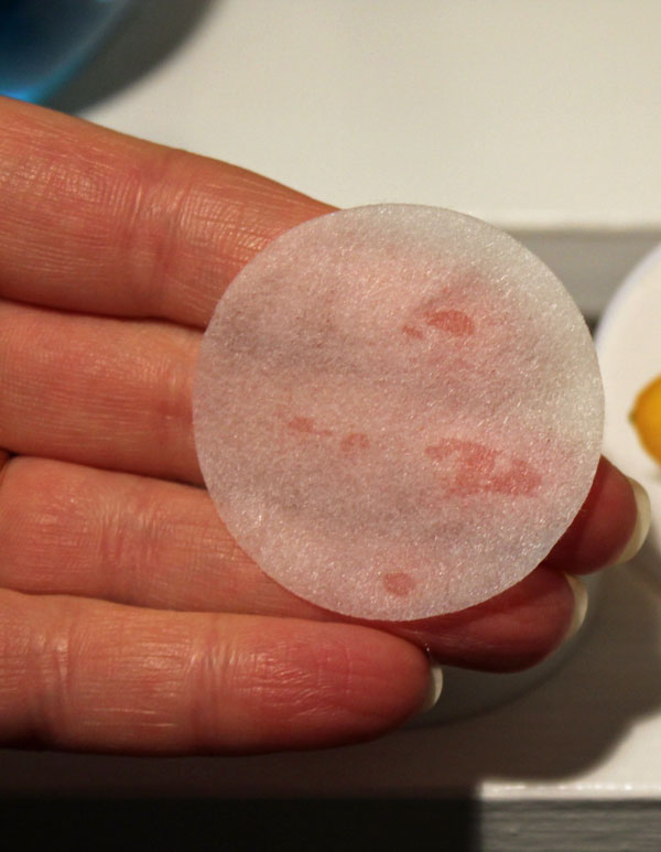 The thin nail polish remover pads from Belvada.